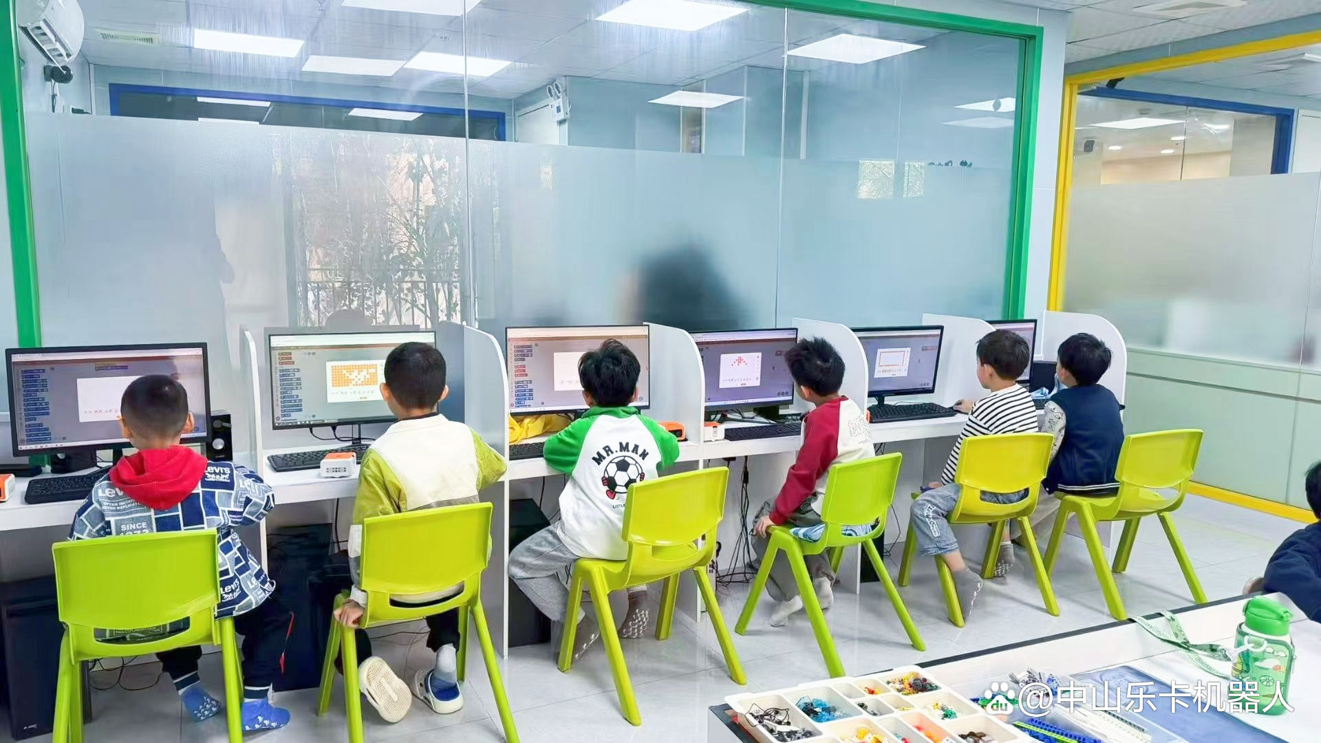 线上编程课推荐哪一个(2020年超火的线上编程课) 线上编程课推荐哪一个(2020年超火的线上编程课)