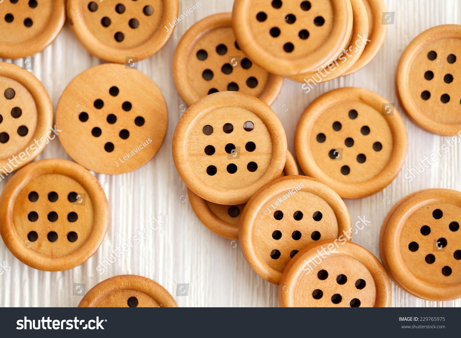 【button和bottom,button和bottom的区别】