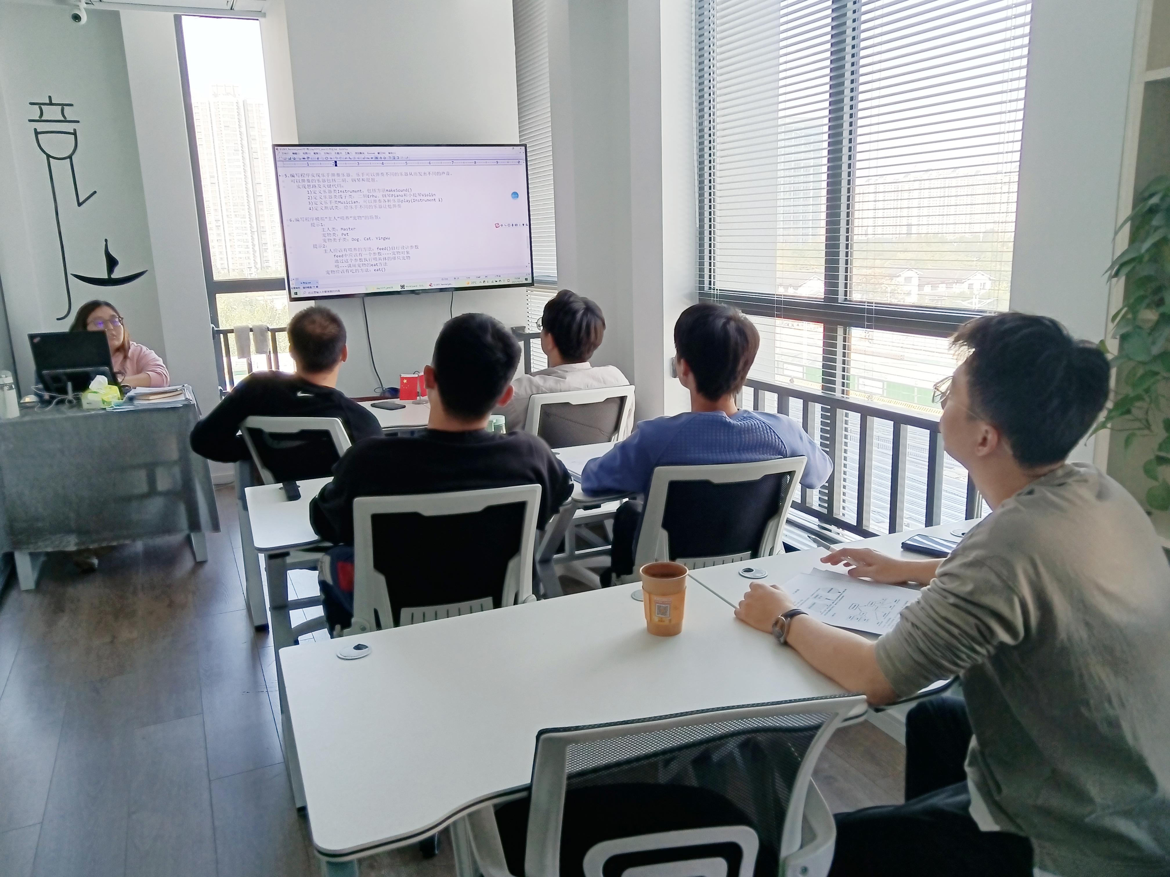 java培训机构哪家好（Java培训和Python培训哪个好）