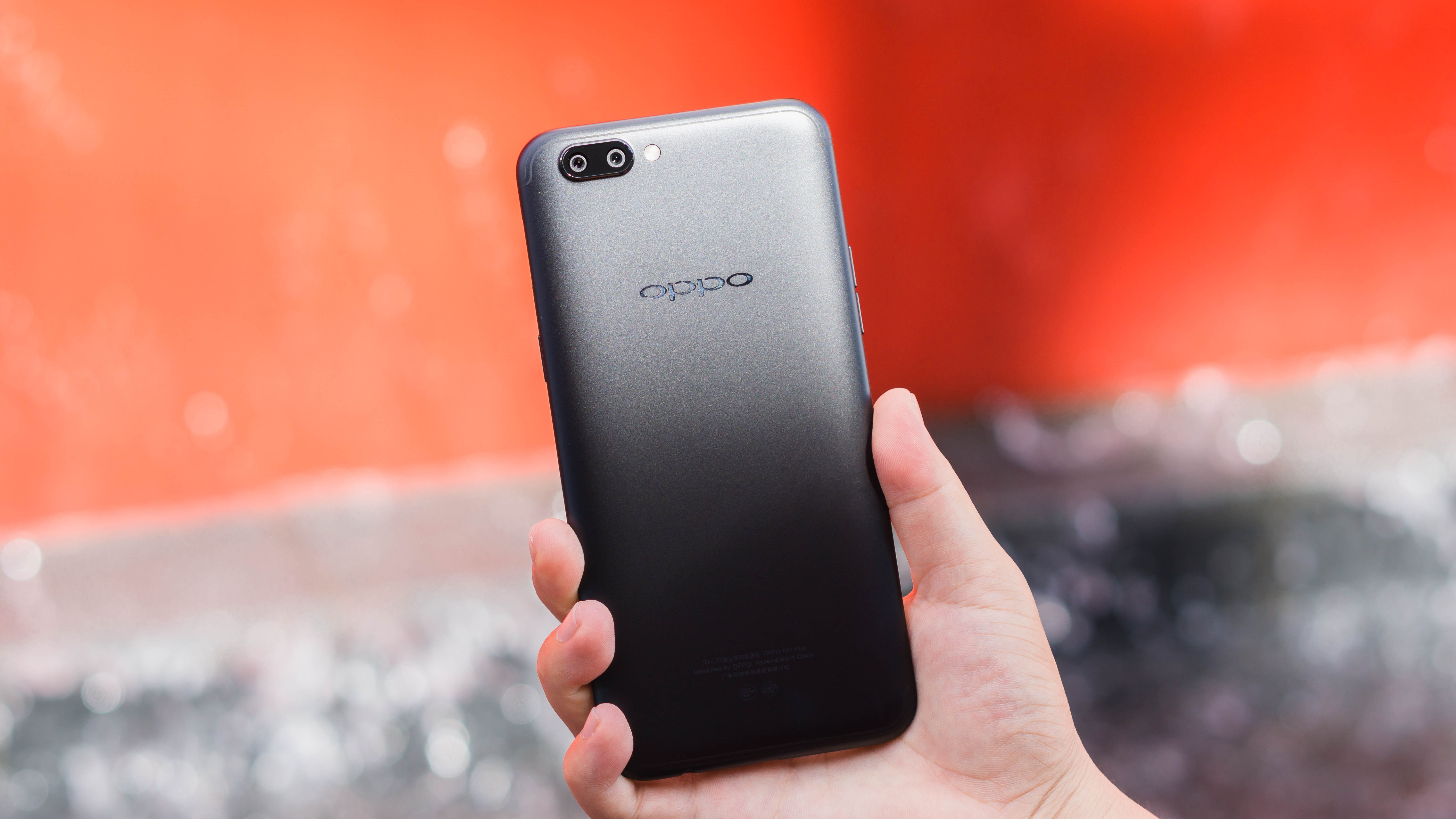 oppor11plus上市时间（oppor11plus上市时间及价格及历年的更新的样子）