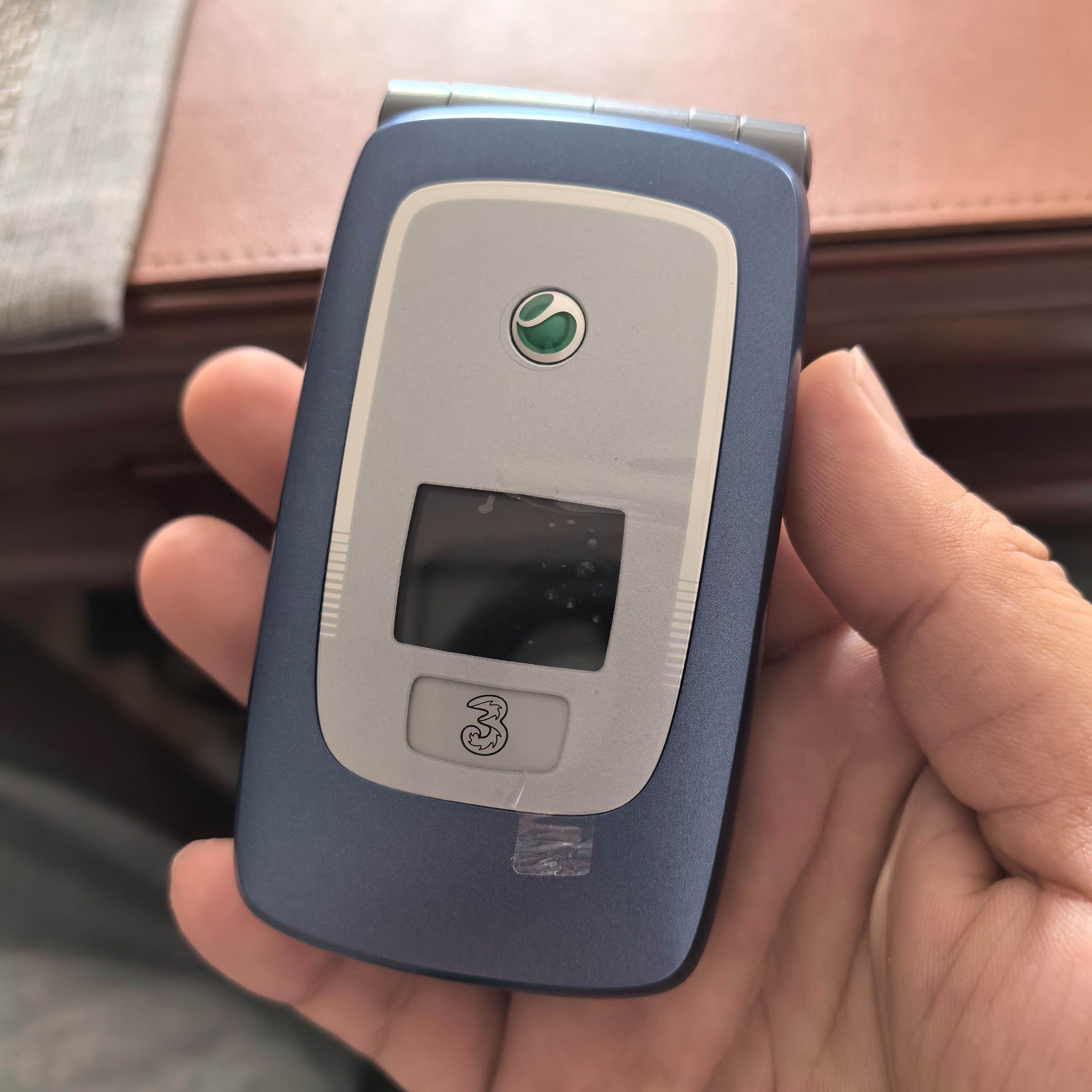 索尼爱立信翻盖（索尼爱立信翻盖机）