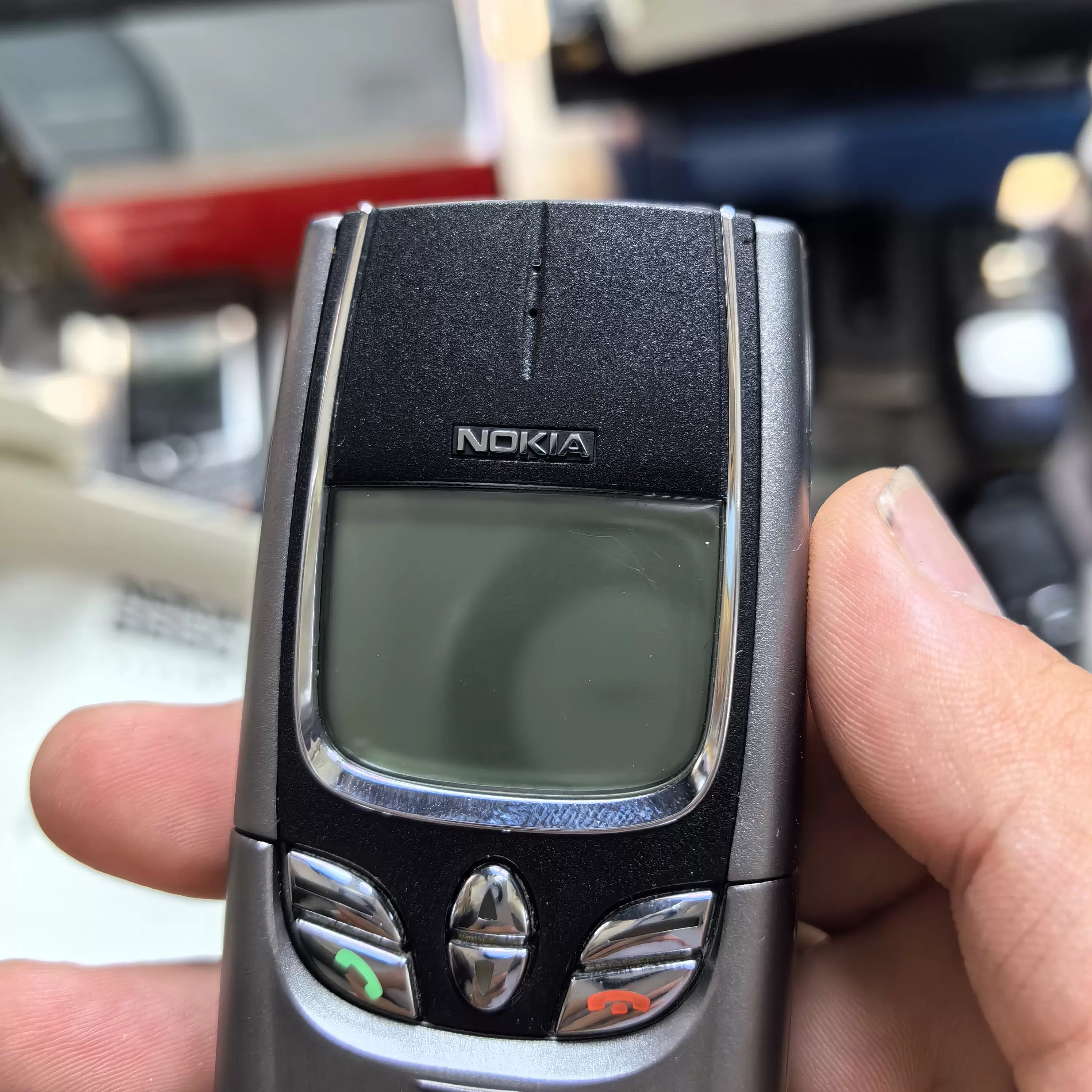 诺基亚8250价格（诺基亚8250价格2005年）