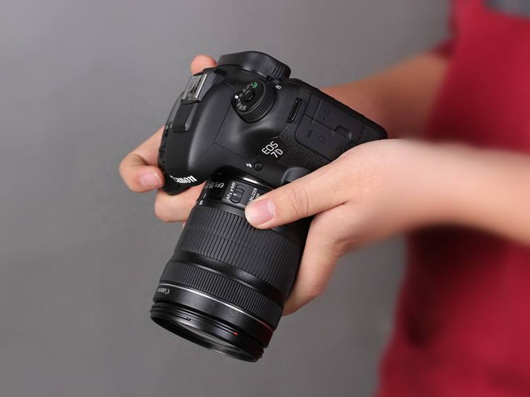 佳能eos7d价格/佳能EOS7D多少钱