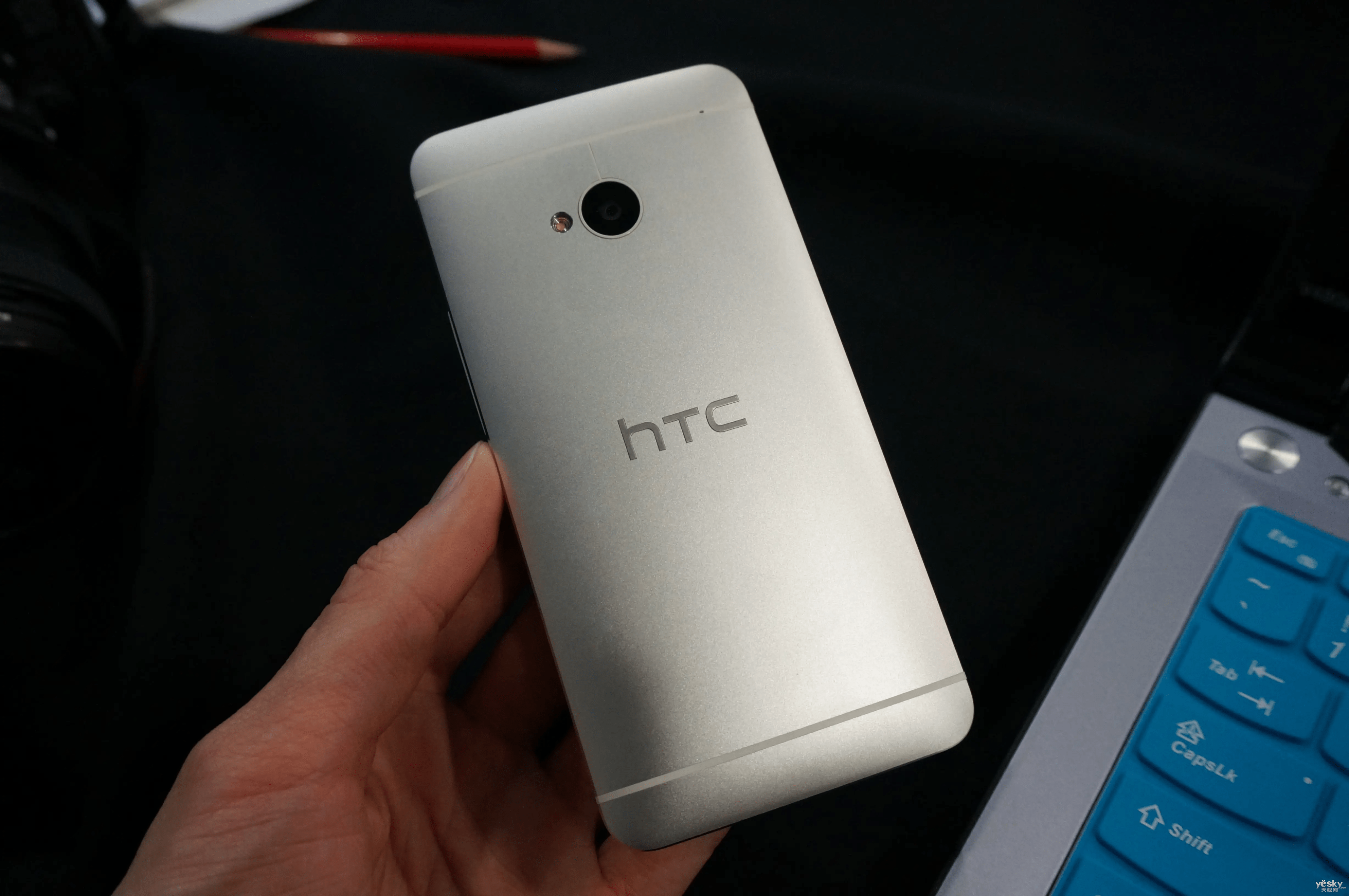 【htcv2手机,HTChd2手机网络参数】